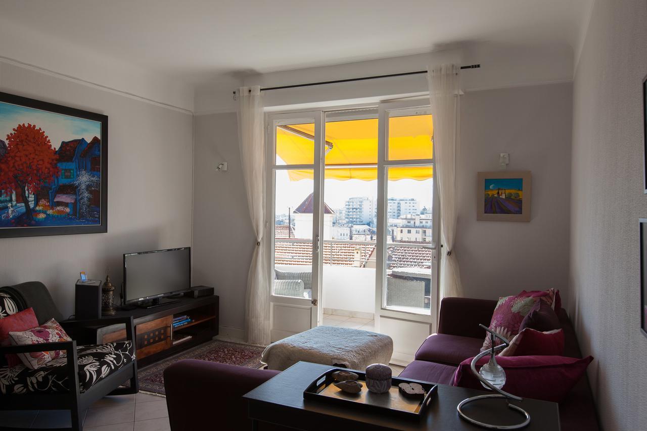 Palais View